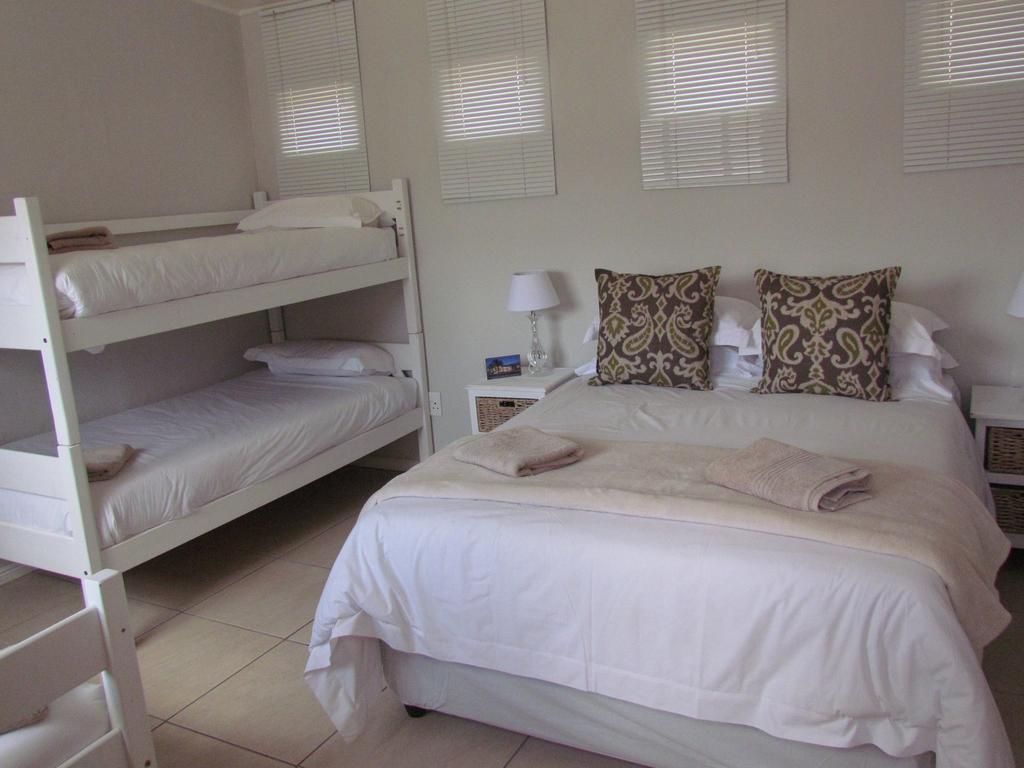 Wagon Wheel Country Lodge Beaufort West Habitación foto